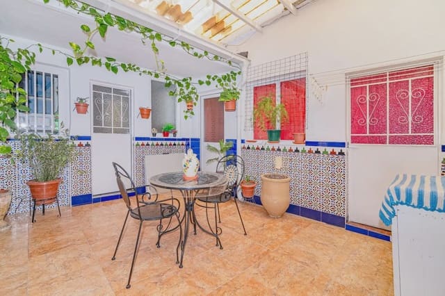 Hus till salu i Loja - 140 000 € (Ref: 9837545)