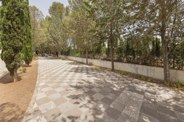 Building Plot for sale in Albolote - € 300,000 (Ref: 9837546)