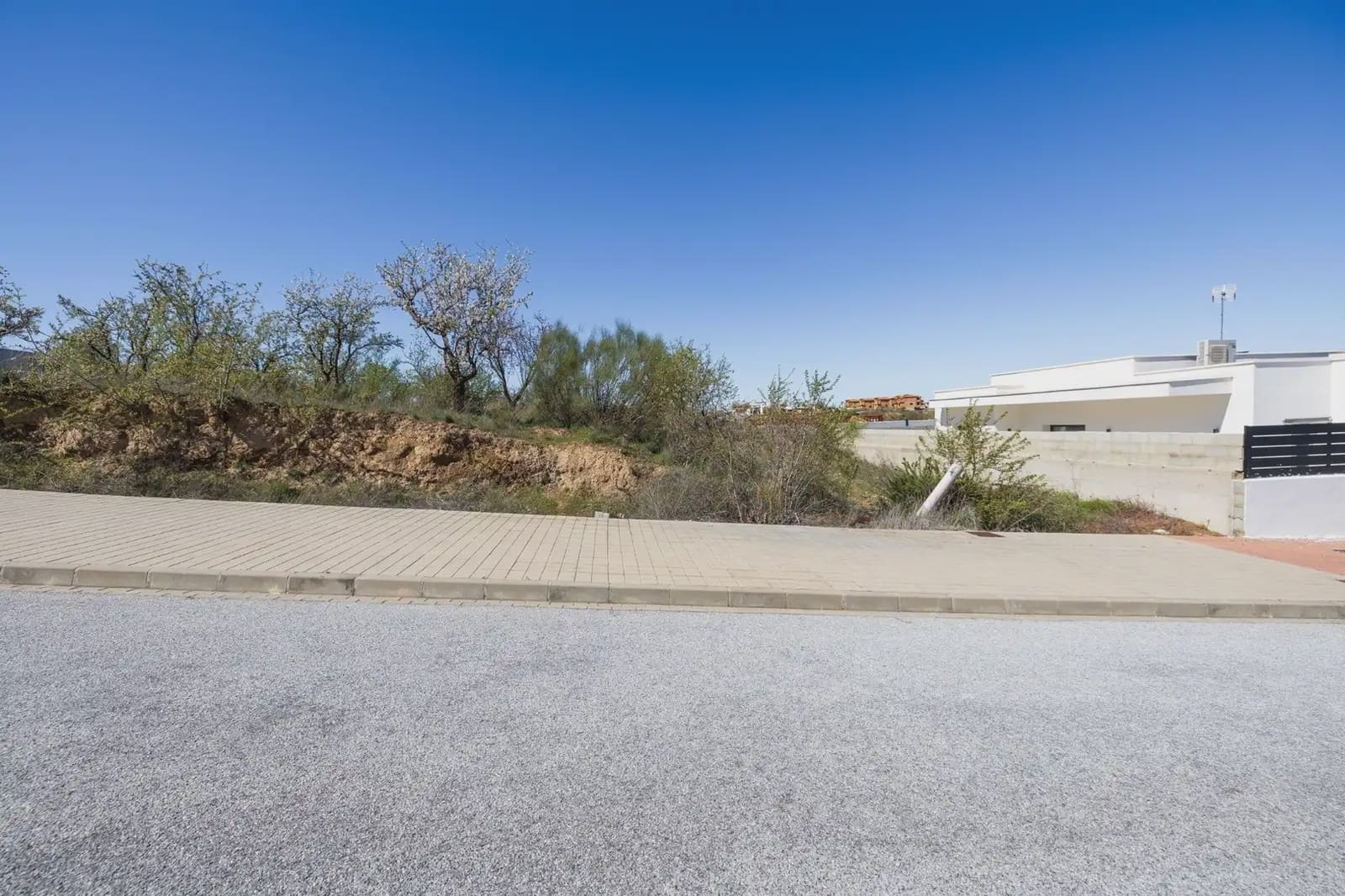 Building Plot for sale in Dilar - € 57,000 (Ref: 9837551)
