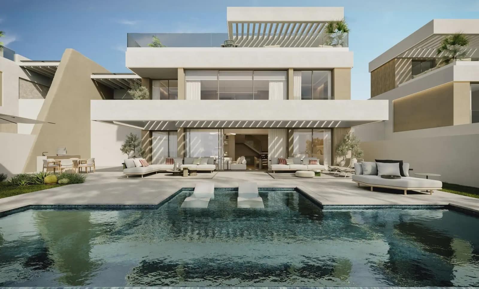 Villa for sale in Almunecar with pool garage - € 1,950,000 (Ref: 9837552)