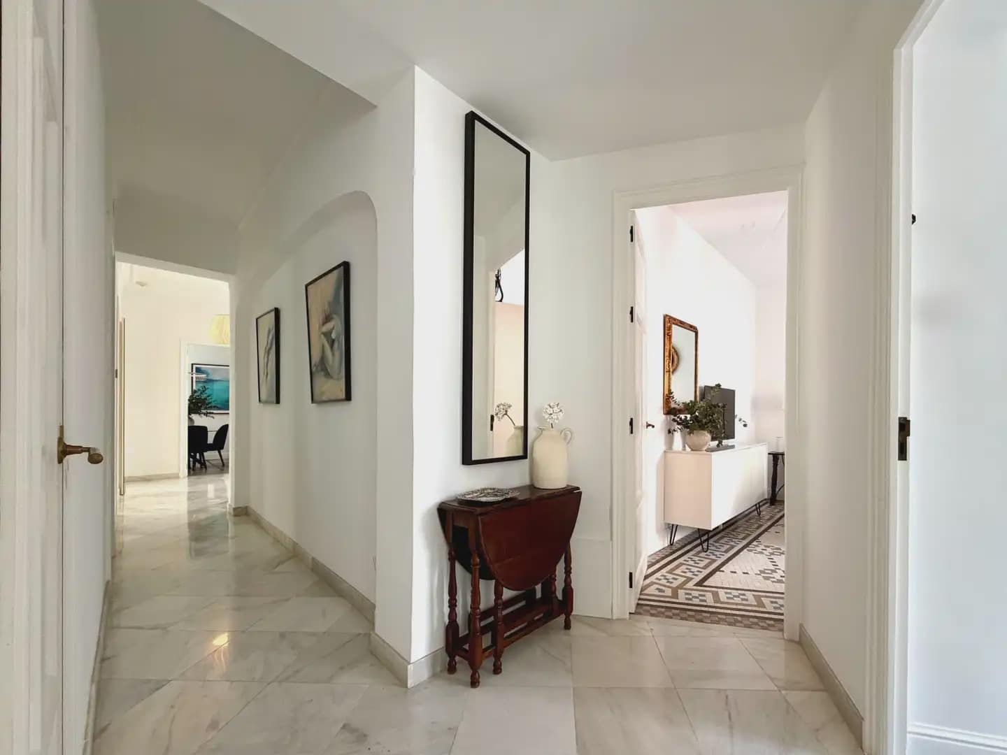 4 slaapkamer Flat te koop in Malaga stad - € 1.145.000 (Ref: 9837554)