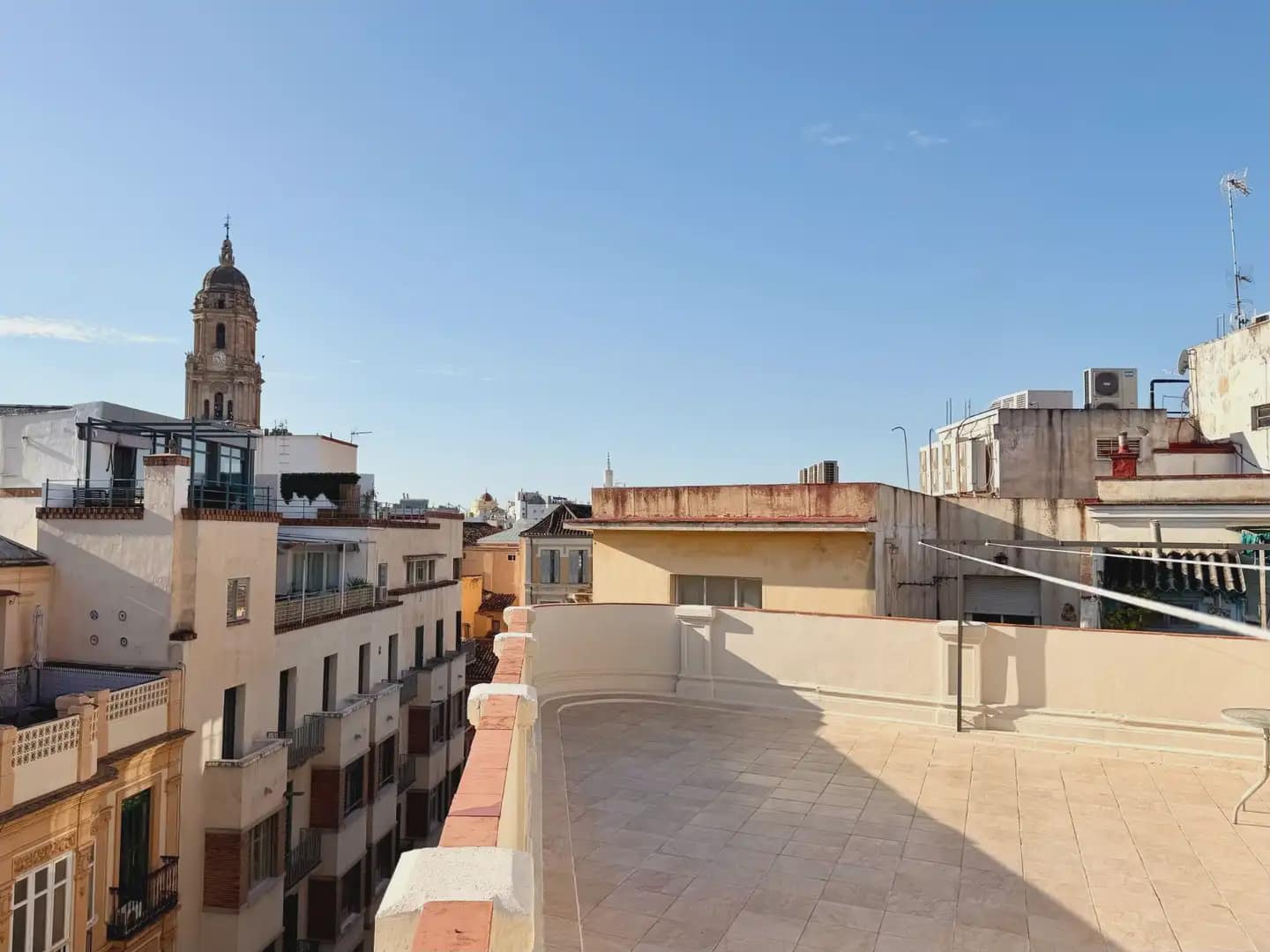 4 slaapkamer Flat te koop in Malaga stad - € 1.145.000 (Ref: 9837554)