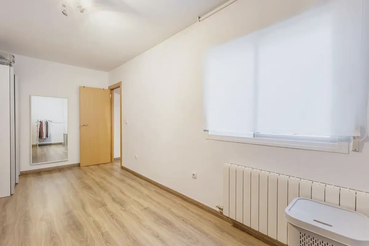 Hus til salgs i Guevejar med garasje - € 245 000 (Ref: 9837555)