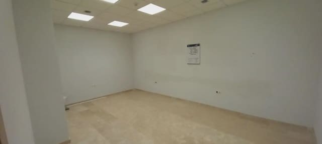 Commercial for rent in San Matías - Realejo, Granada city - € 2,800 (Ref: 9837558)
