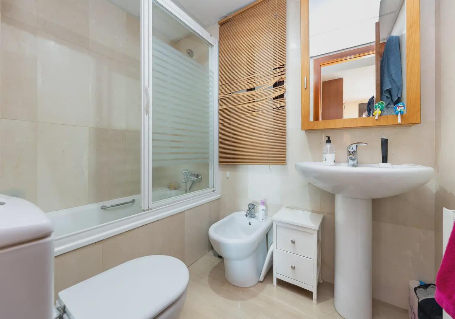 Mieszkanie na sprzedaż w Miasto Grenada z basenem garażem - 380 000 € (Ref: 9837559)
