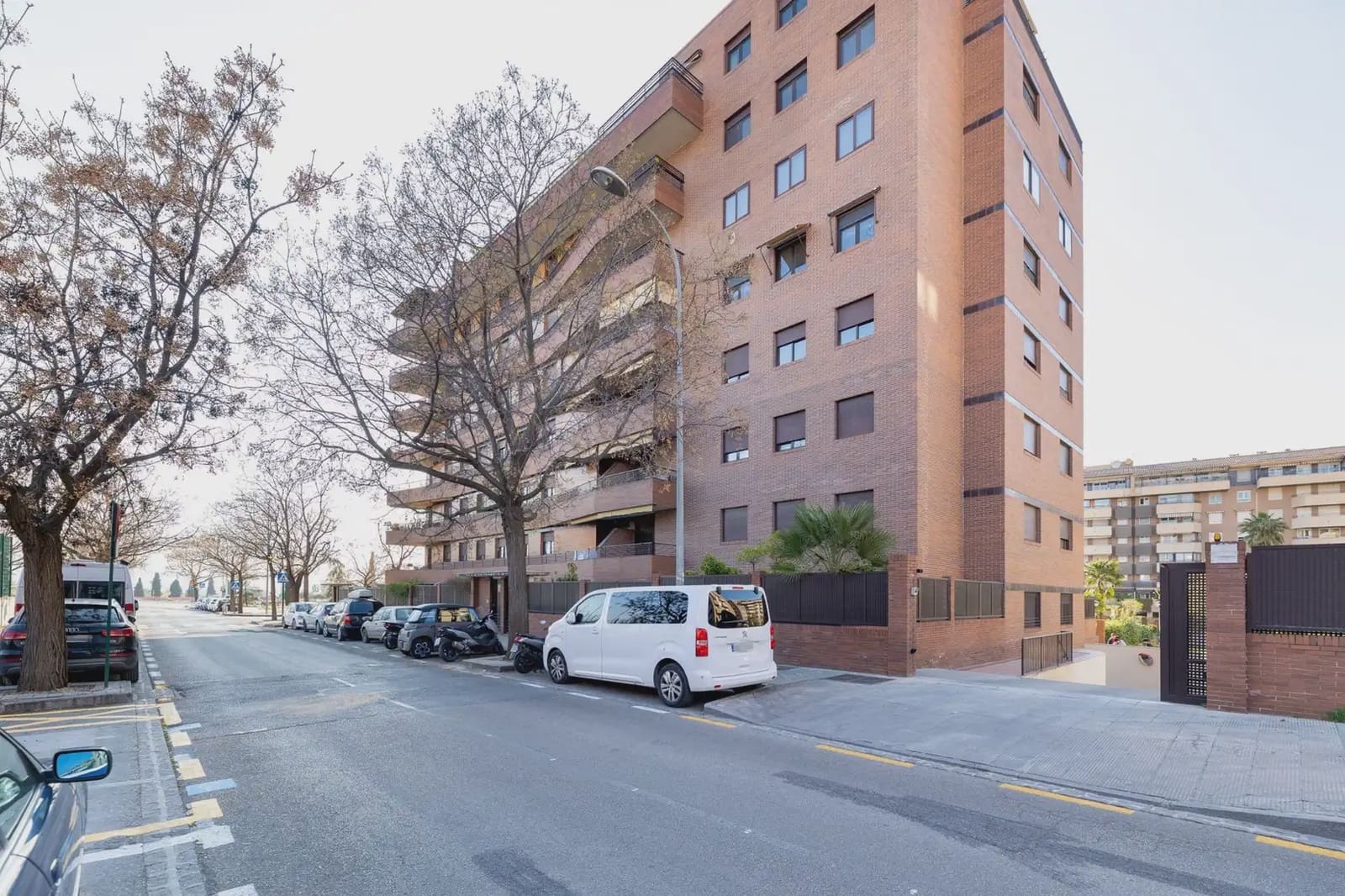 Mieszkanie na sprzedaż w Miasto Grenada z basenem garażem - 380 000 € (Ref: 9837559)