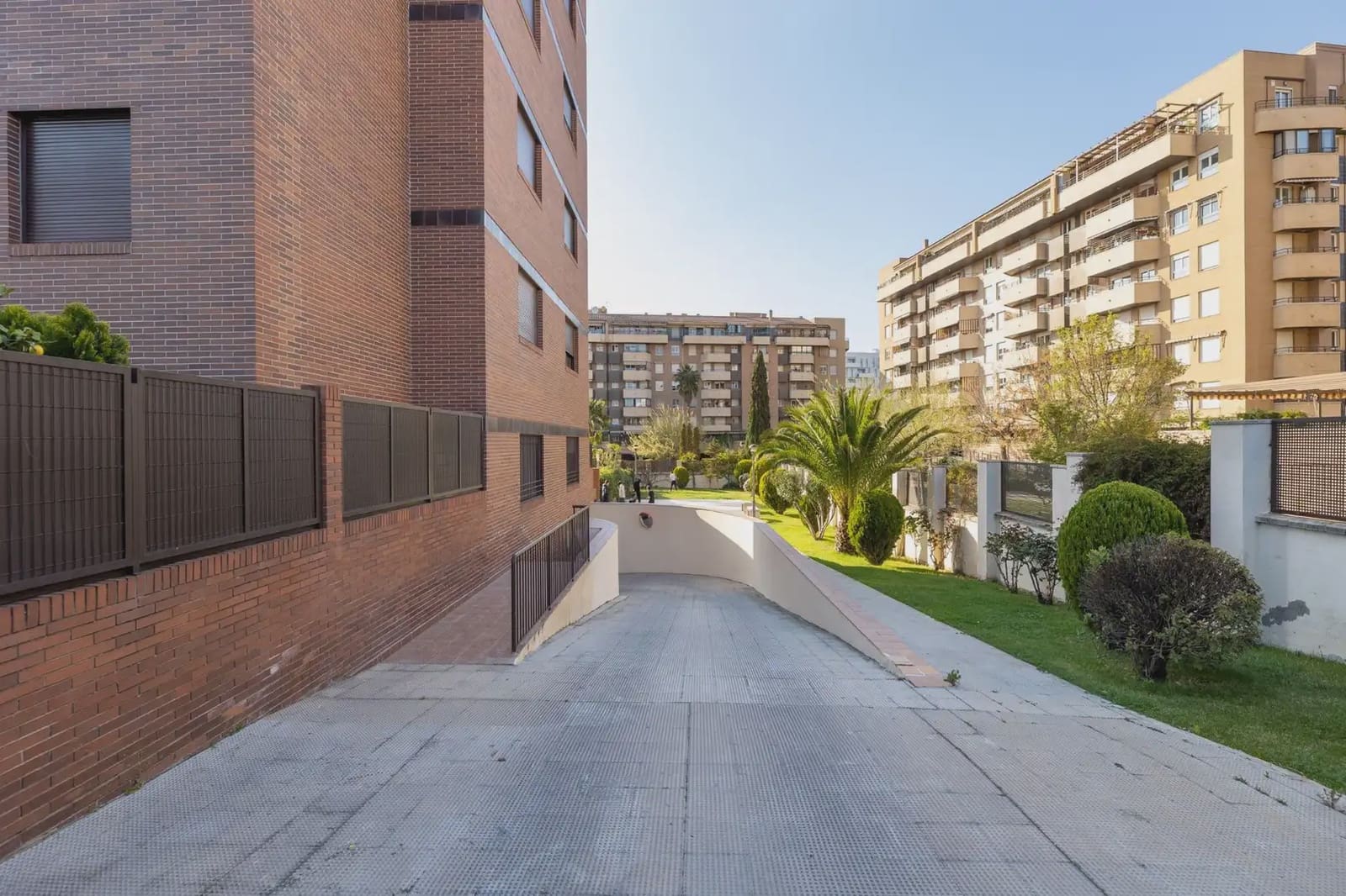 Mieszkanie na sprzedaż w Miasto Grenada z basenem garażem - 380 000 € (Ref: 9837559)