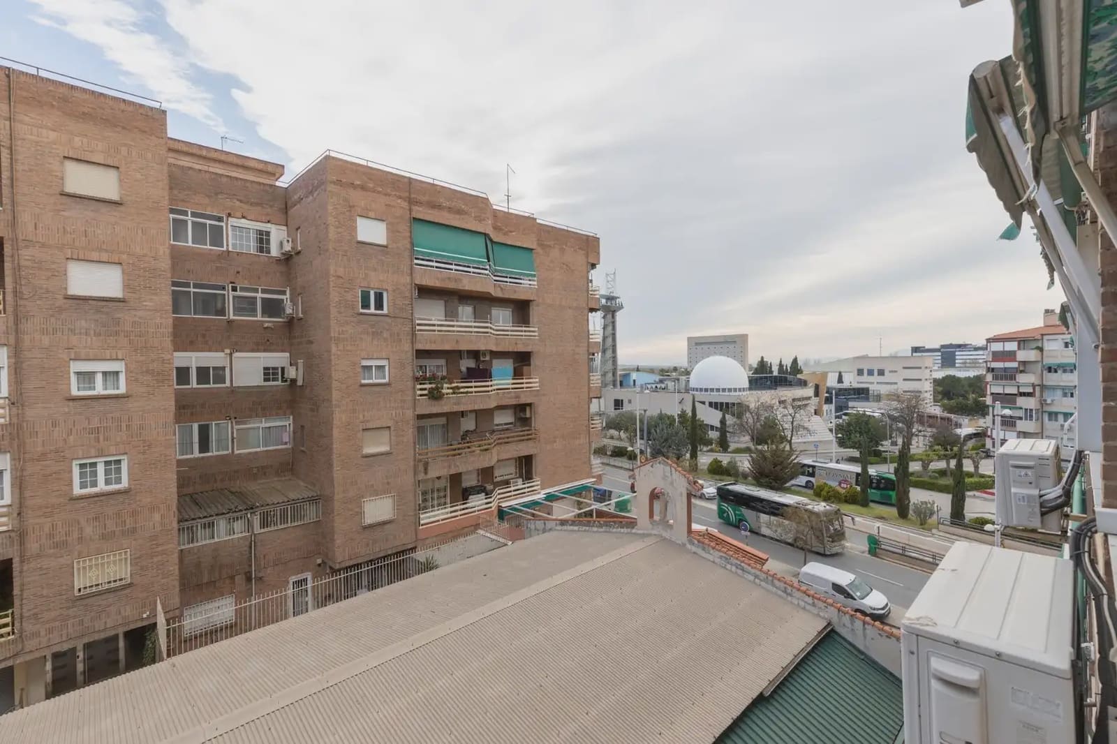 4 camera da letto Appartamento in vendita in Granada citta con garage - 360.000 € (Rif: 9837560)