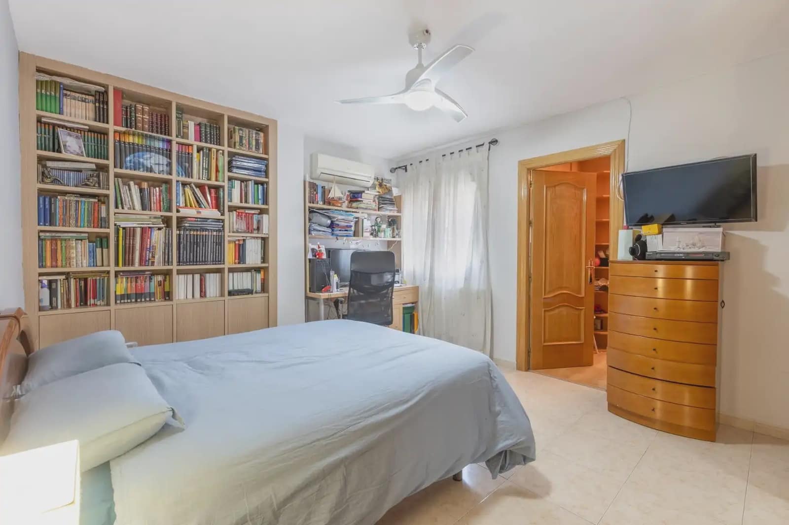 4 camera da letto Appartamento in vendita in Granada citta con garage - 360.000 € (Rif: 9837560)