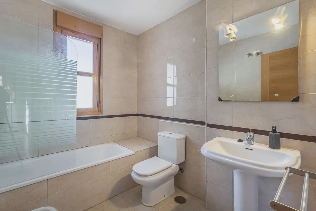 Appartement te koop in Granada stad - € 245.000 (Ref: 9837562)