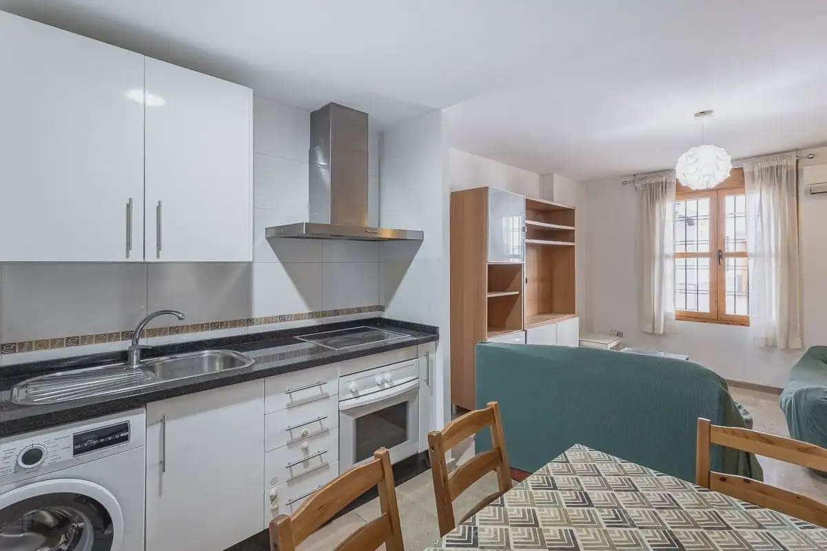 Appartement te koop in Granada stad - € 245.000 (Ref: 9837562)