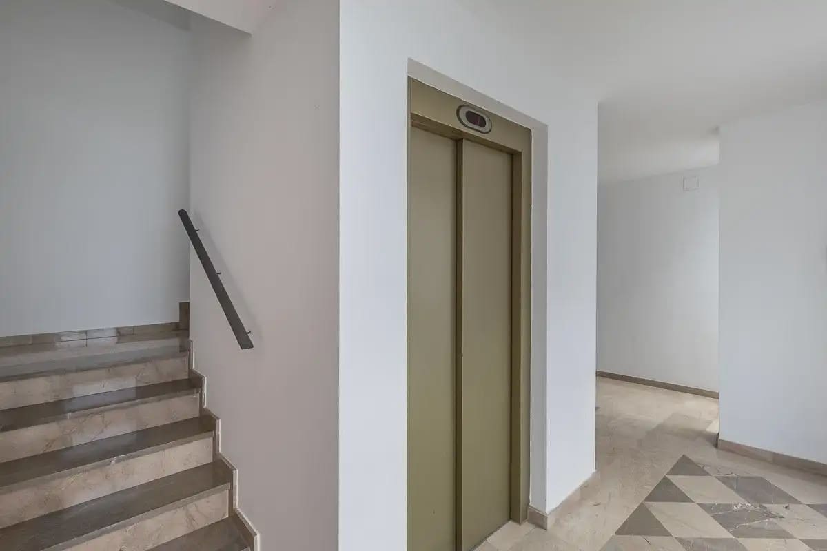 Appartement te koop in Granada stad - € 245.000 (Ref: 9837562)