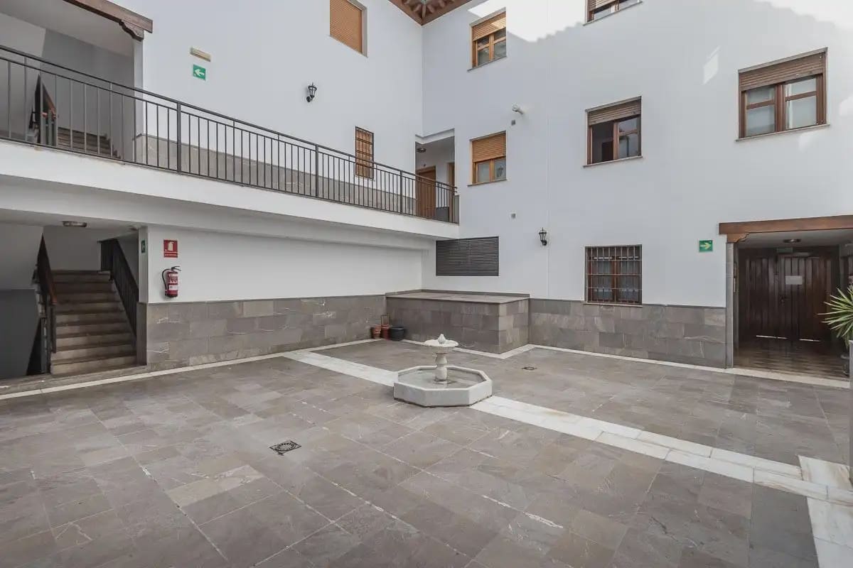 Appartement te koop in Granada stad - € 245.000 (Ref: 9837562)