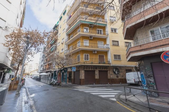 Mieszkanie na sprzedaż w Camino de Ronda - Rosaleda, Miasto Grenada - 359 000 € (Ref: 9837563)