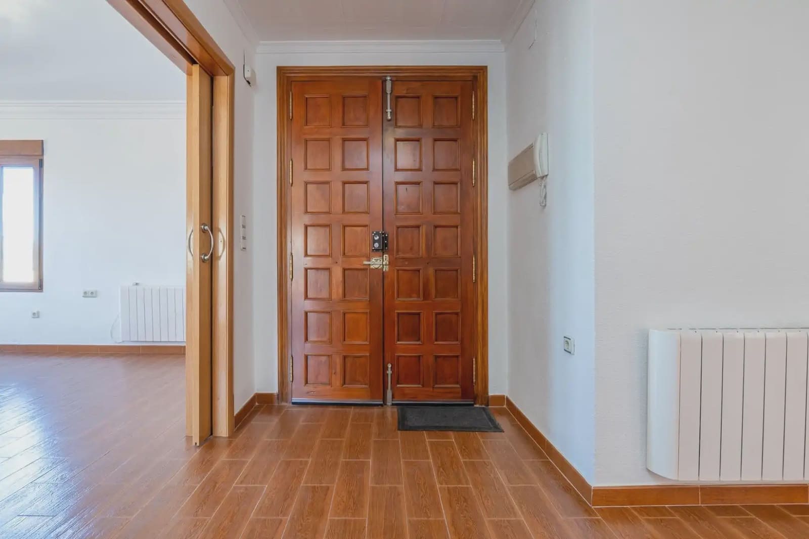 Villa/Maison à vendre à Peligros avec garage - 392 000 € (Ref: 9837564)