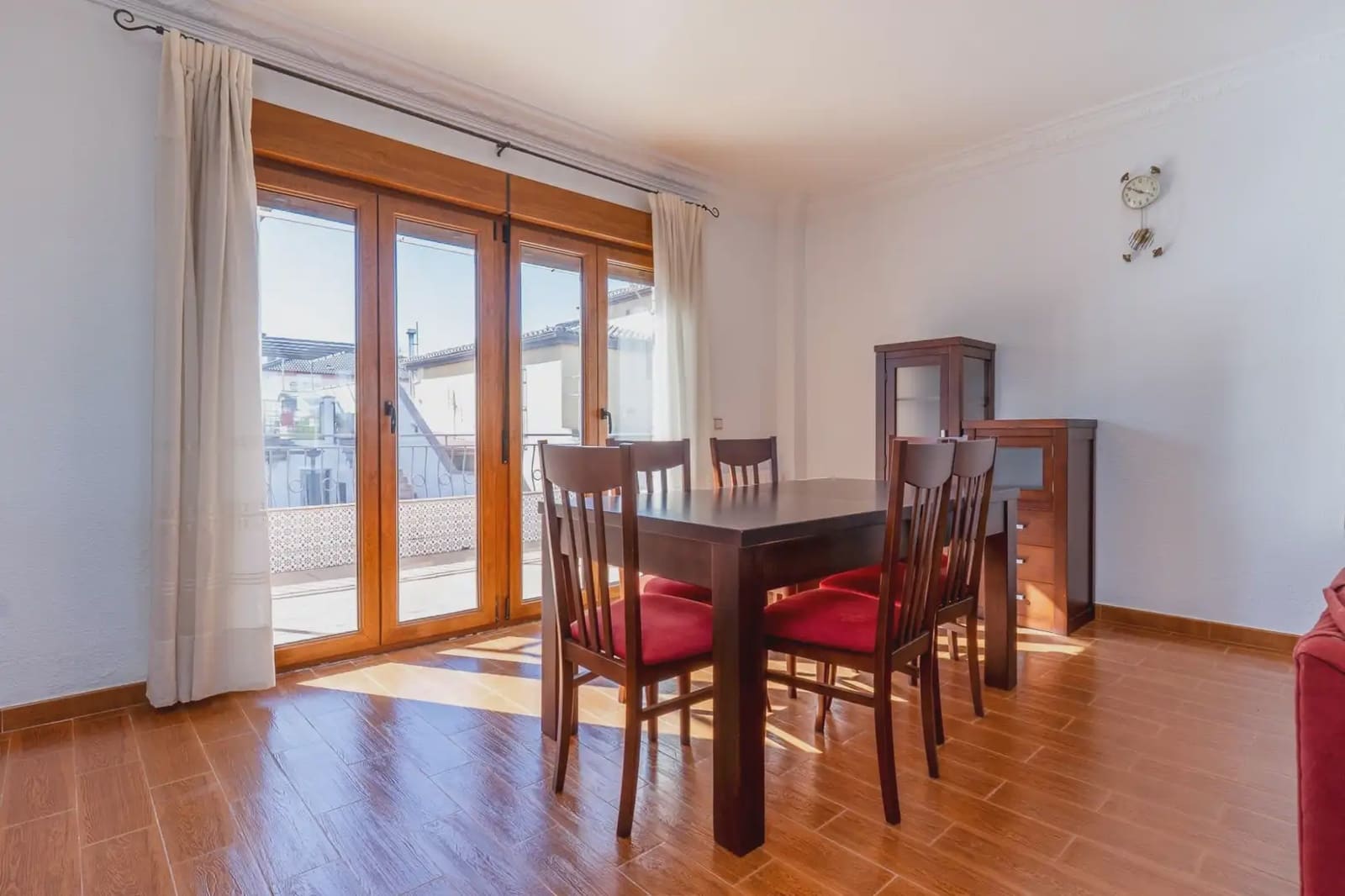Villa/Maison à vendre à Peligros avec garage - 392 000 € (Ref: 9837564)