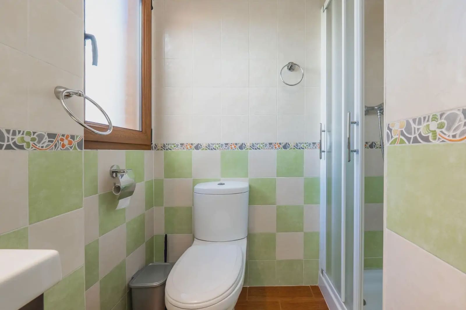 Villa/Maison à vendre à Peligros avec garage - 392 000 € (Ref: 9837564)