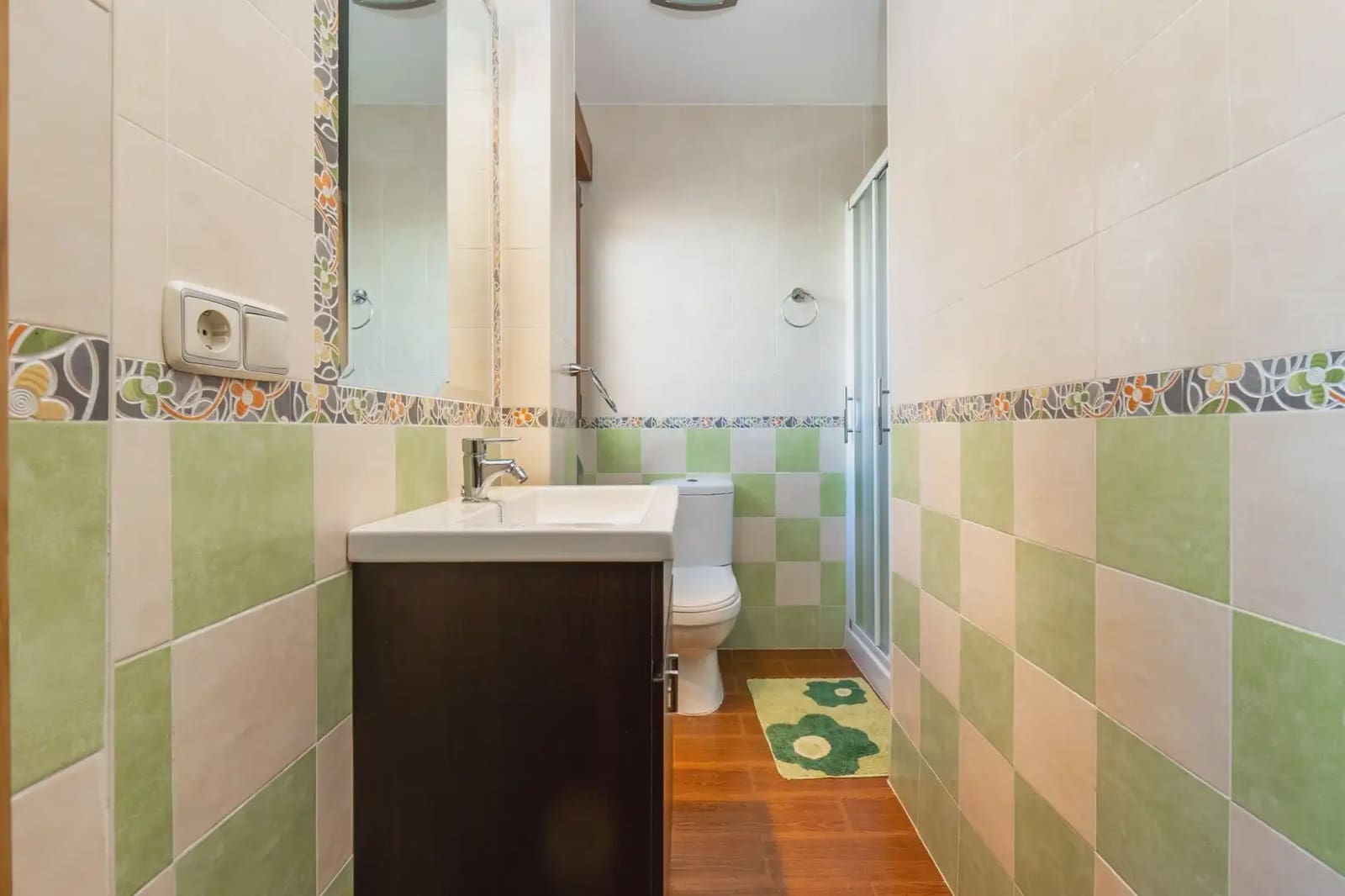 Villa/Maison à vendre à Peligros avec garage - 392 000 € (Ref: 9837564)