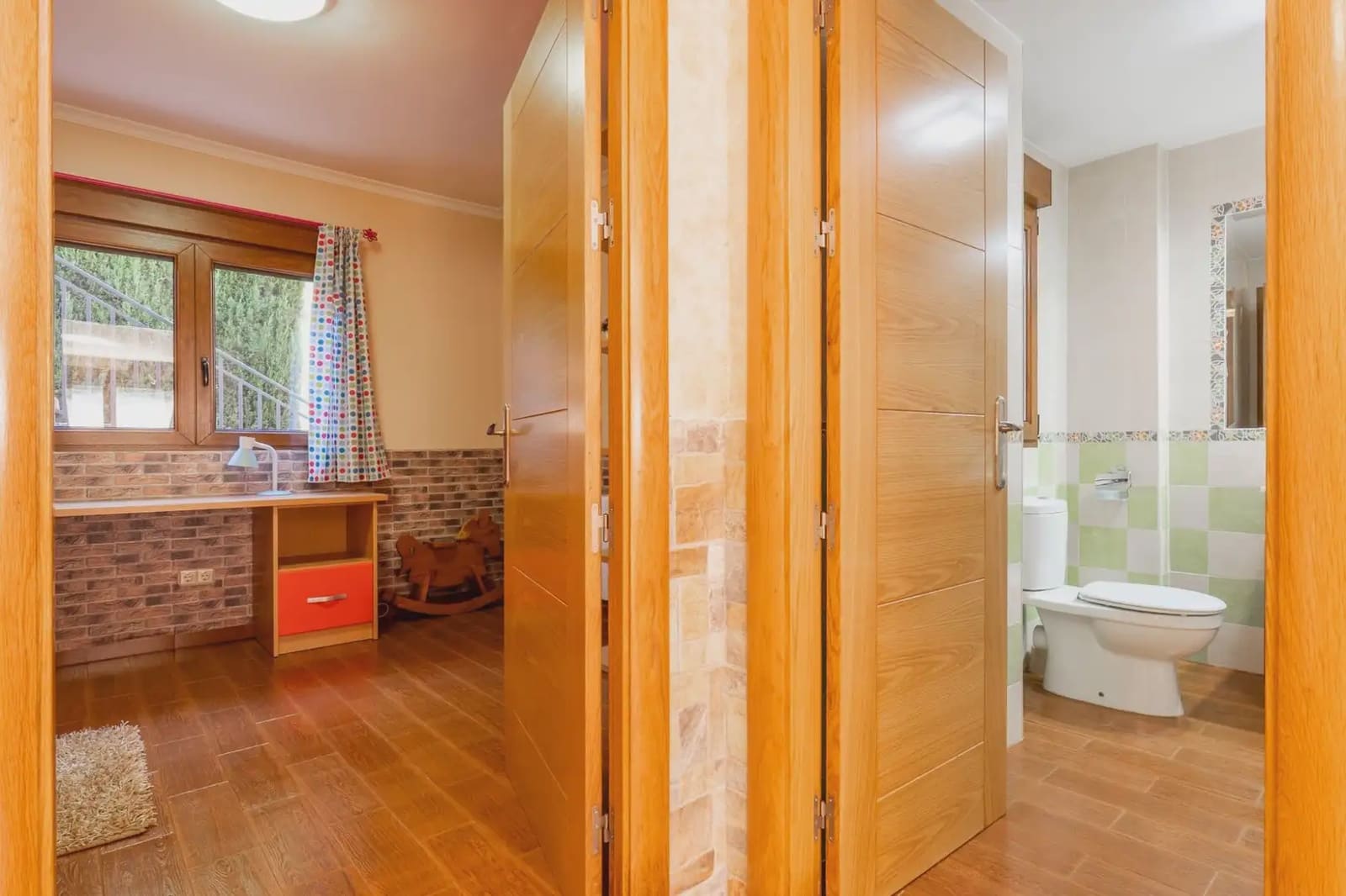 Villa/Maison à vendre à Peligros avec garage - 392 000 € (Ref: 9837564)