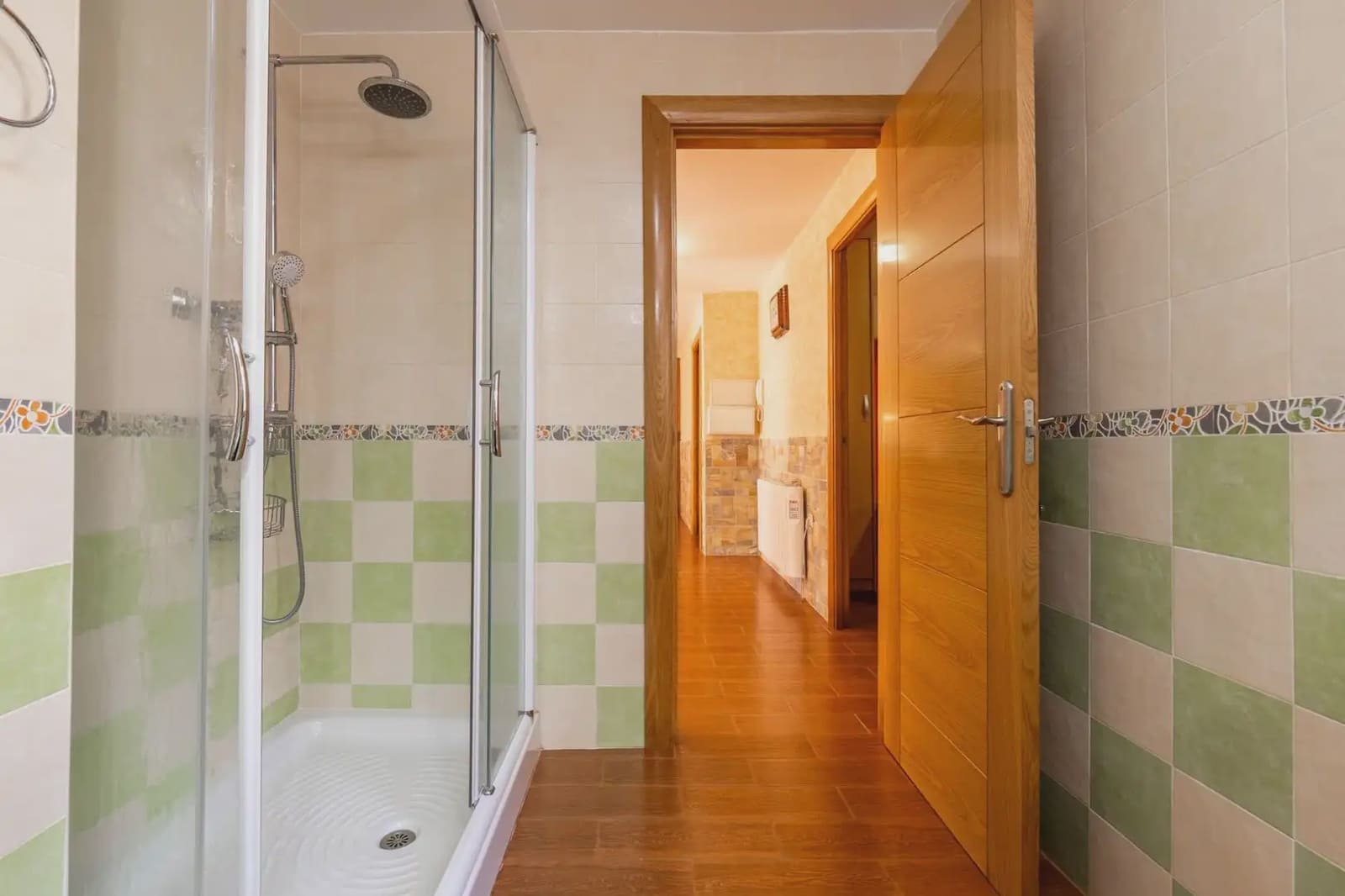 Villa/Maison à vendre à Peligros avec garage - 392 000 € (Ref: 9837564)