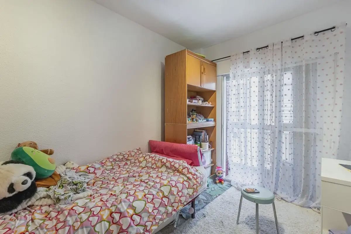 Wohnung zu verkaufen in Granada Stadt - 189.000 € (Ref: 9837565)