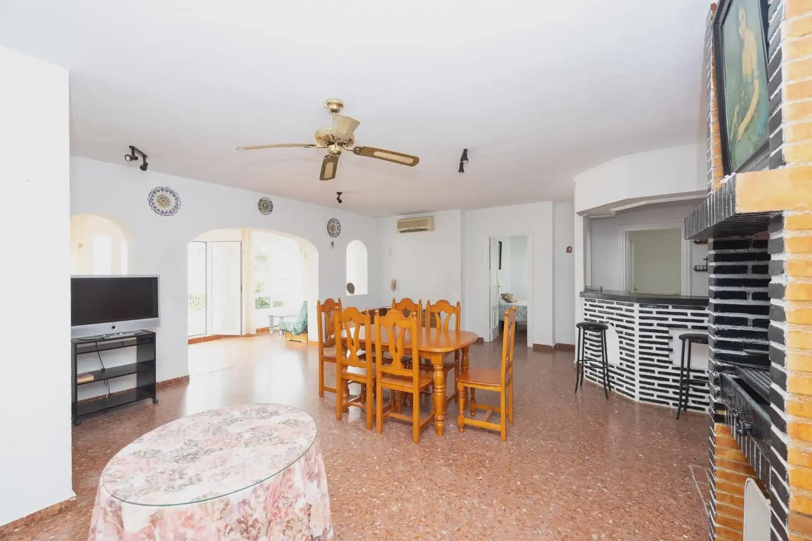 Villa for sale in Salobrena with garage - € 440,000 (Ref: 9837566)