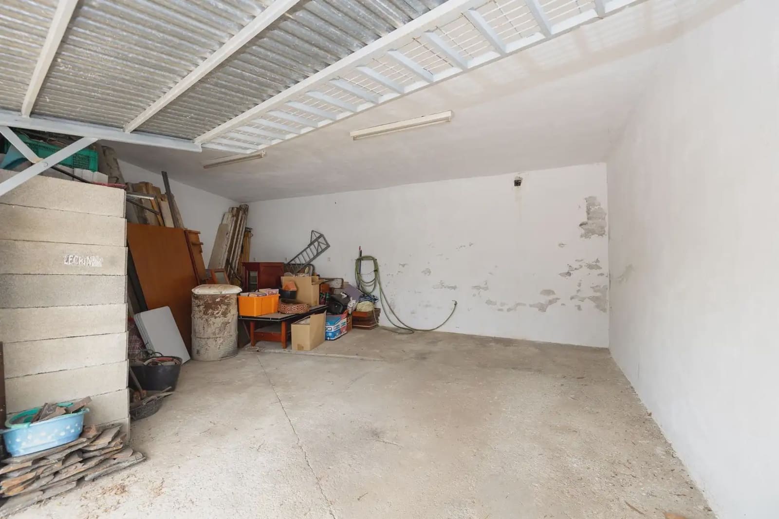 Villa for sale in Salobrena with garage - € 440,000 (Ref: 9837566)