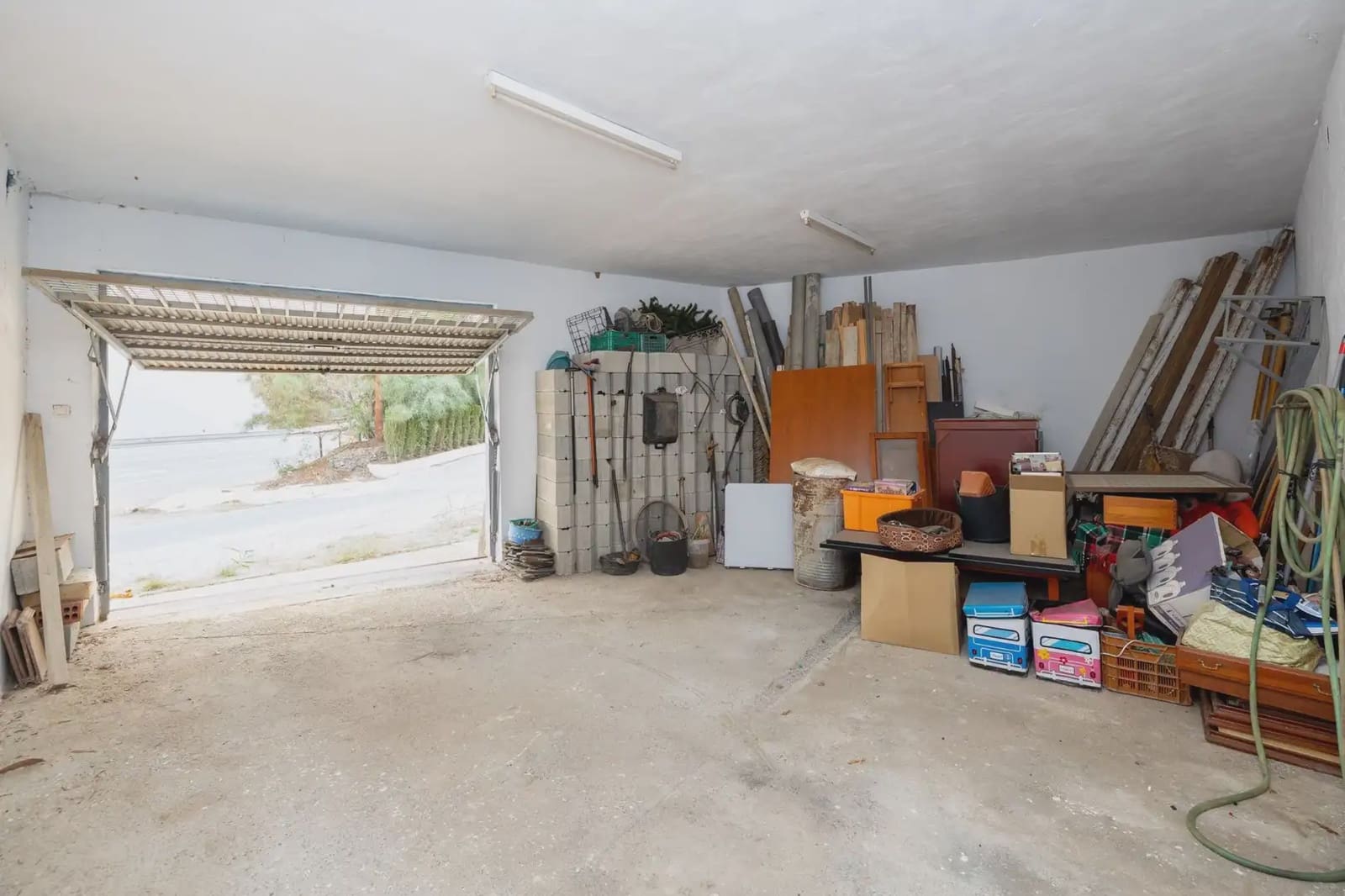 Villa for sale in Salobrena with garage - € 440,000 (Ref: 9837566)