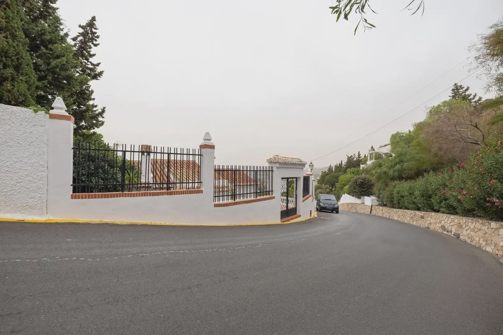 Villa for sale in Salobrena with garage - € 440,000 (Ref: 9837566)