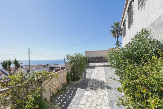 Villa te koop in Almuñécar met zwembad garage - € 1.050.000 (Ref: 9837569)