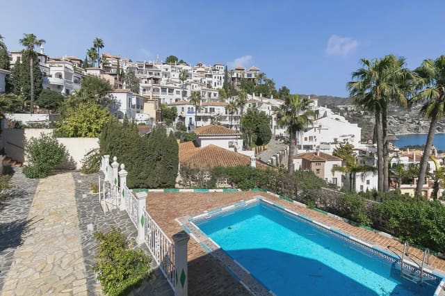 Villa te koop in Almuñécar met zwembad garage - € 1.050.000 (Ref: 9837569)