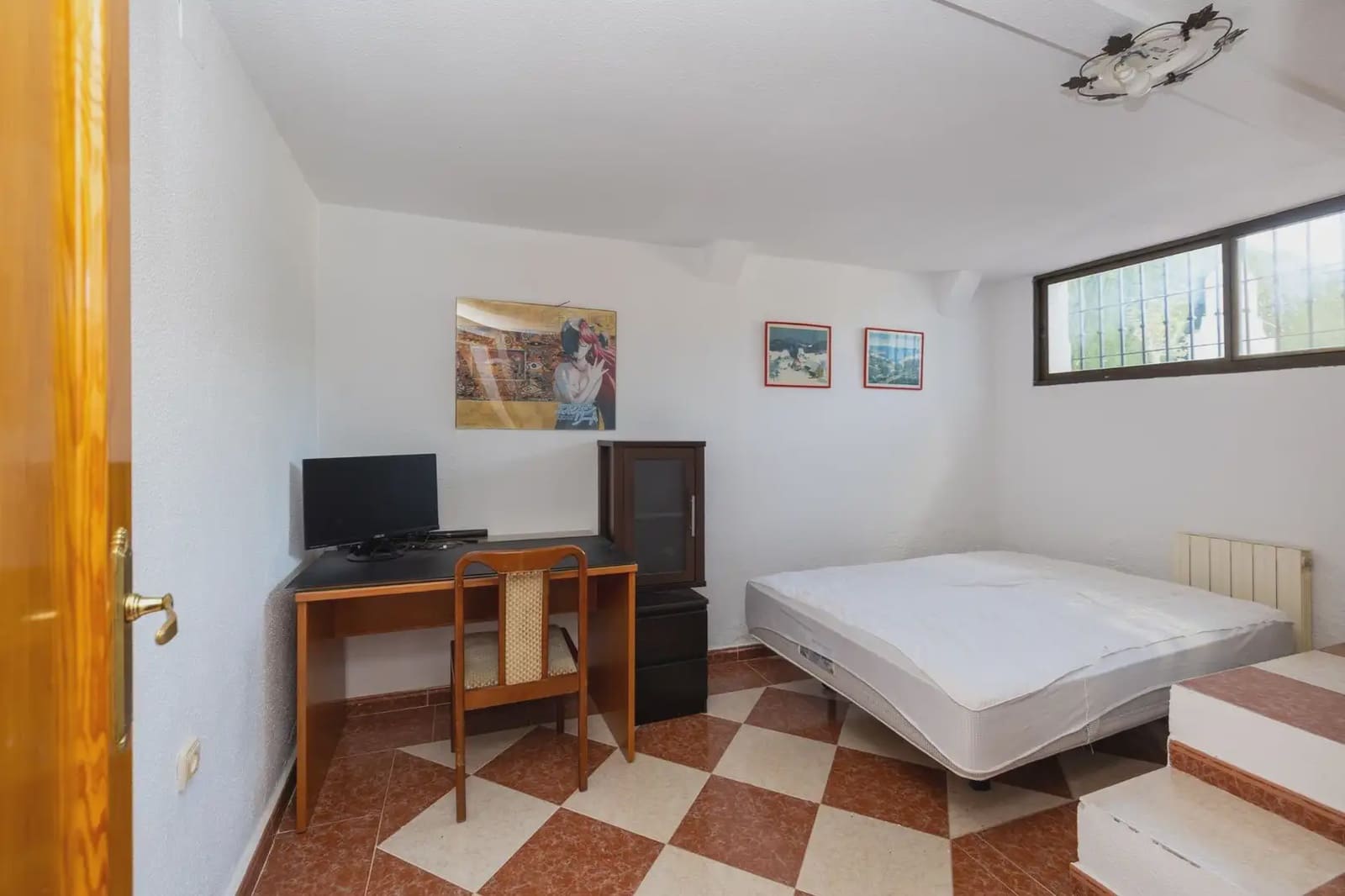 Villa for sale in Otura with pool garage - € 420,000 (Ref: 9837571)