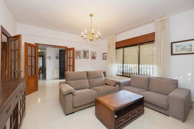 7 chambre Villa/Maison à vendre à Otura avec piscine garage - 420 000 € (Ref: 9837571)