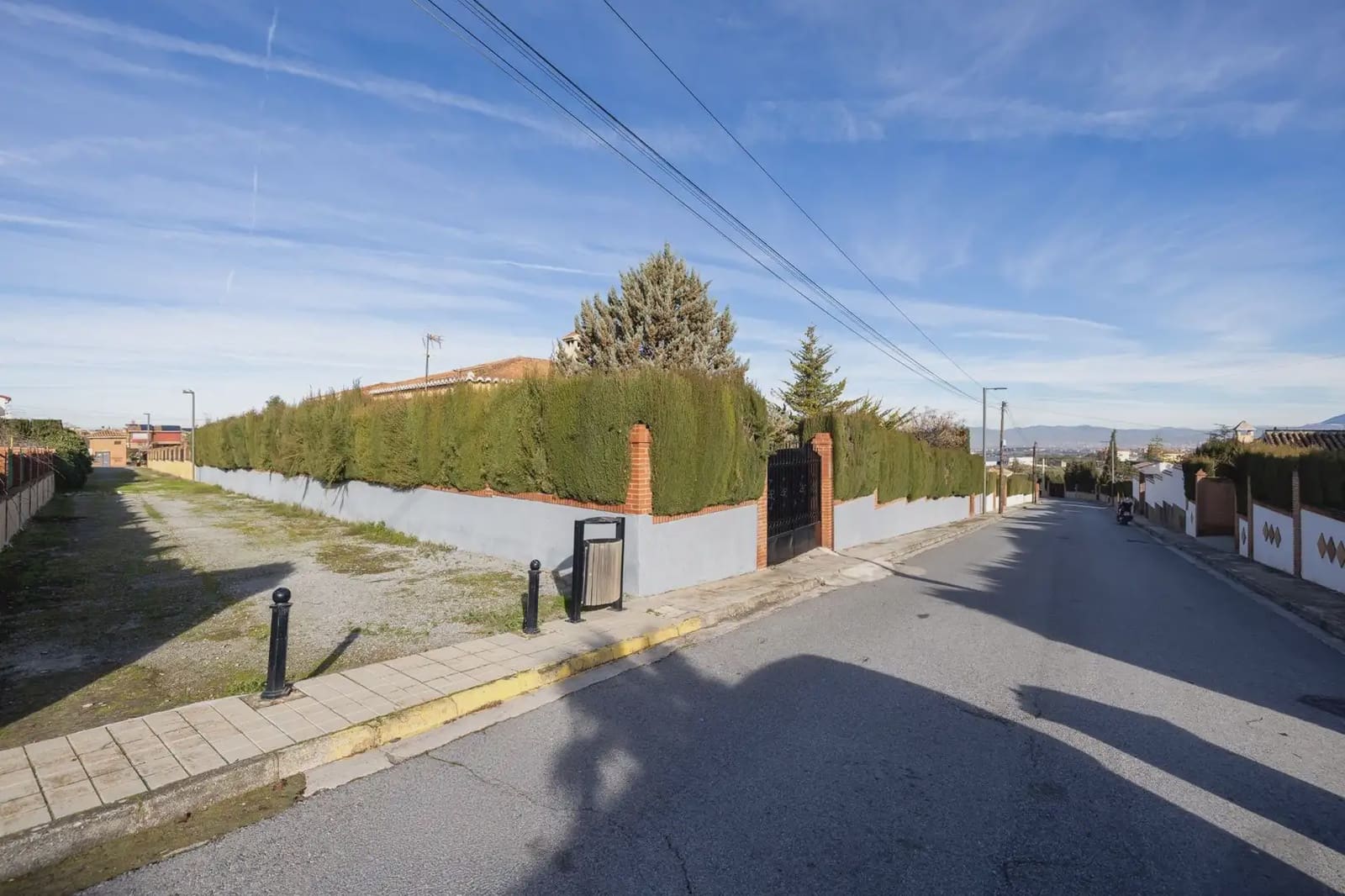 Villa for sale in Otura with pool garage - € 420,000 (Ref: 9837571)