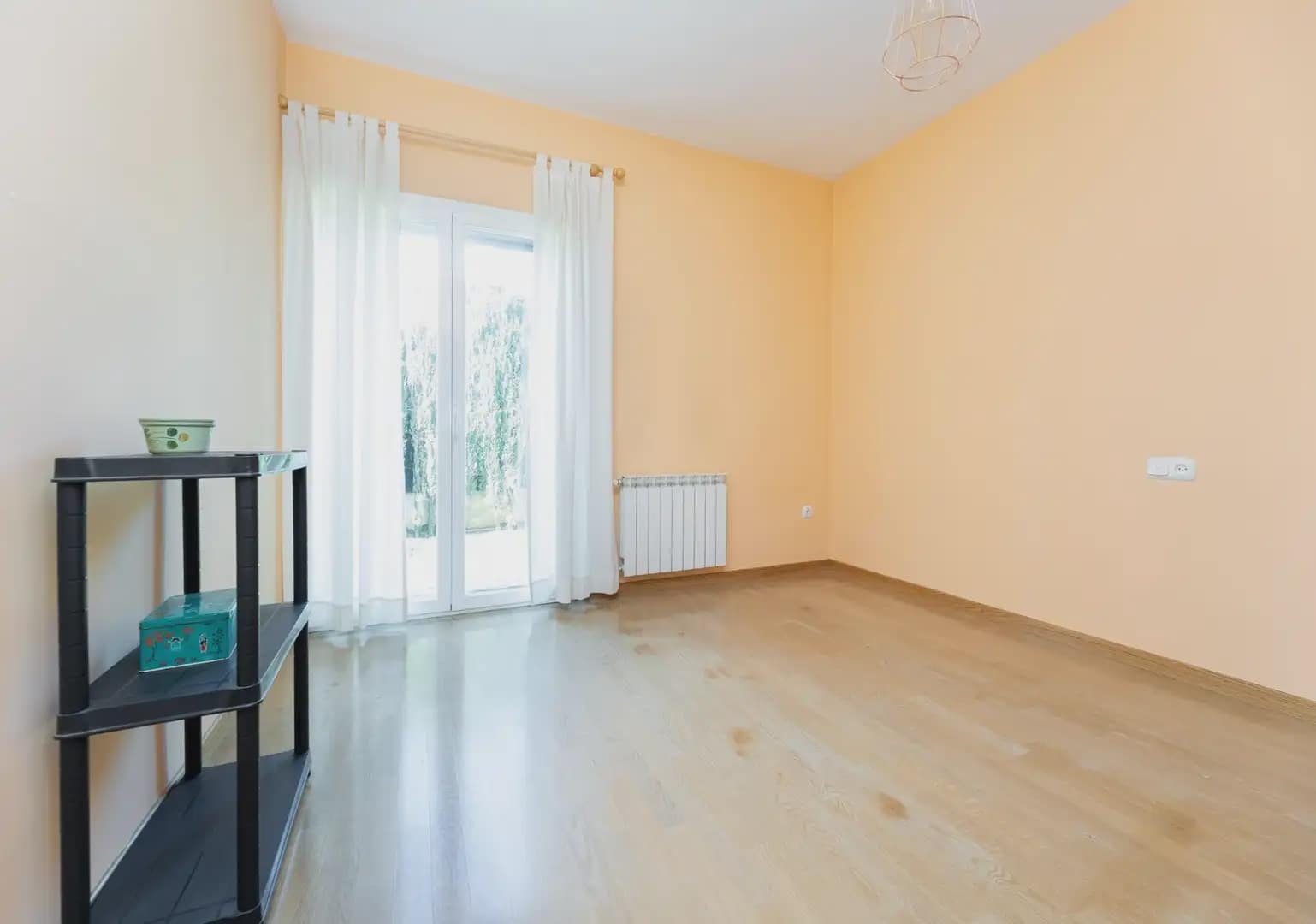 Villa zu verkaufen in Cajar mit Pool Garage - 580.000 € (Ref: 9837572)