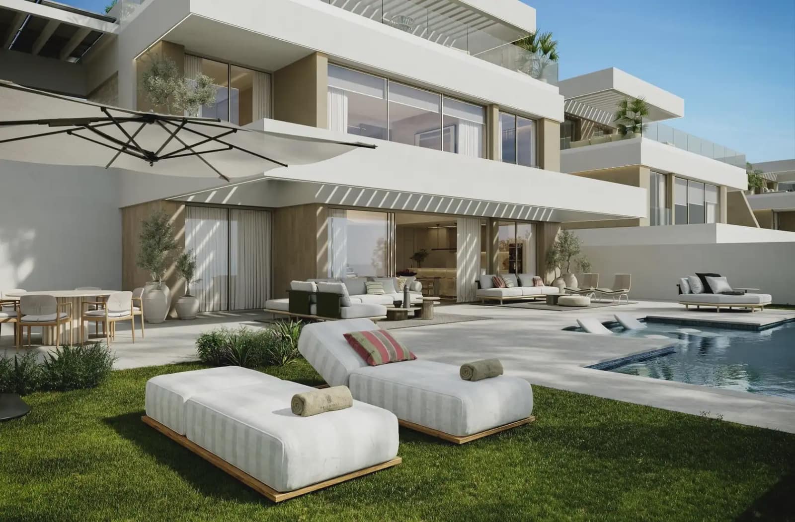 Villa for sale in Almunecar with pool garage - € 2,500,000 (Ref: 9837574)