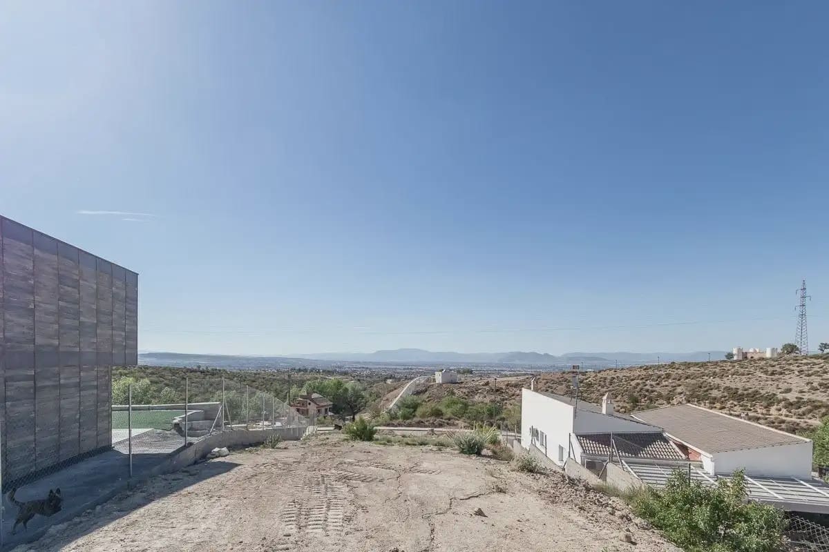 Tontti myytävänä paikassa La Zubia - 65 000 € (Ref: 9837576)