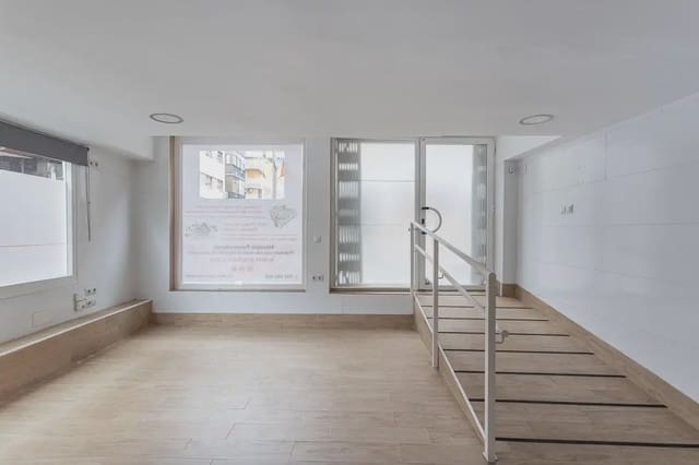 Gewerbe zu verkaufen in Figares, Granada Stadt - 64.900 € (Ref: 9837577)