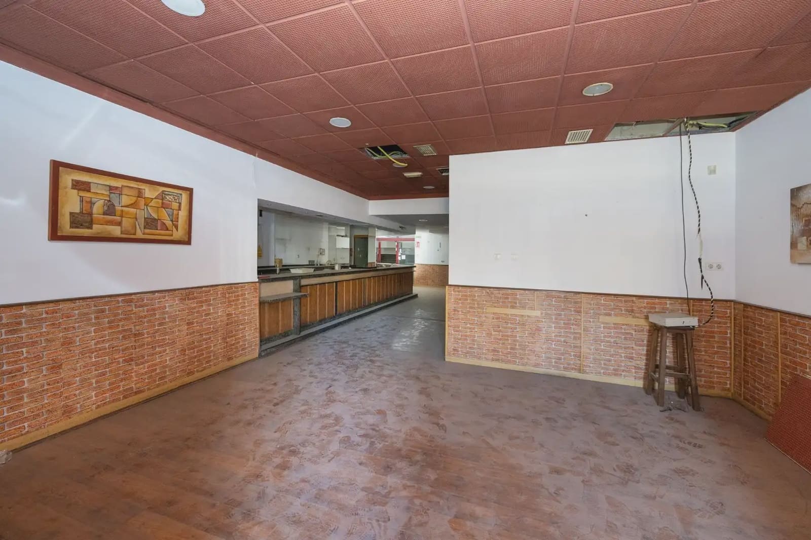 Local Comercial en Granada ciudad en venta - 185.000 € (Ref: 9837578)