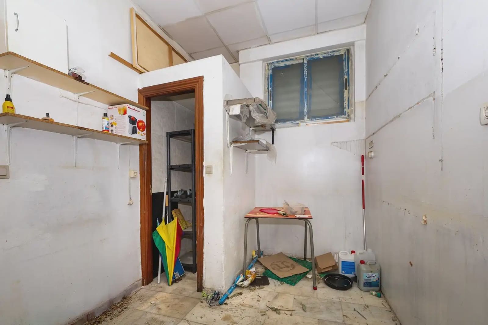 Local Comercial en Granada ciudad en venta - 185.000 € (Ref: 9837578)