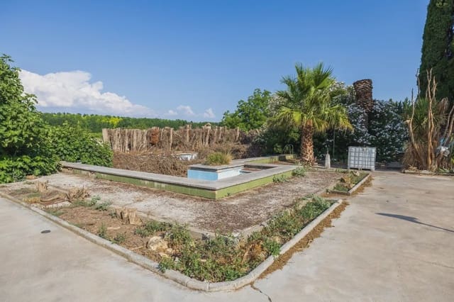 Finca/Herregård til salgs i Chauchina med svømmebasseng - € 225 000 (Ref: 9837590)