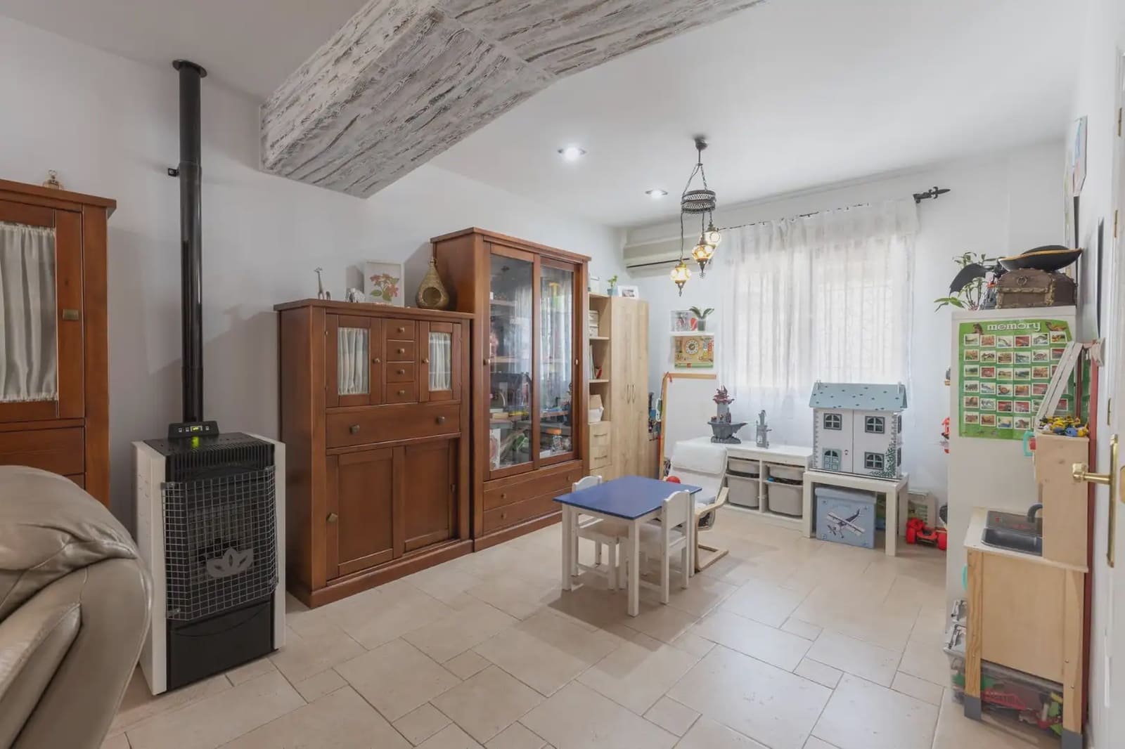 Townhouse for sale in Chauchina with garage - € 285,900 (Ref: 9837594)