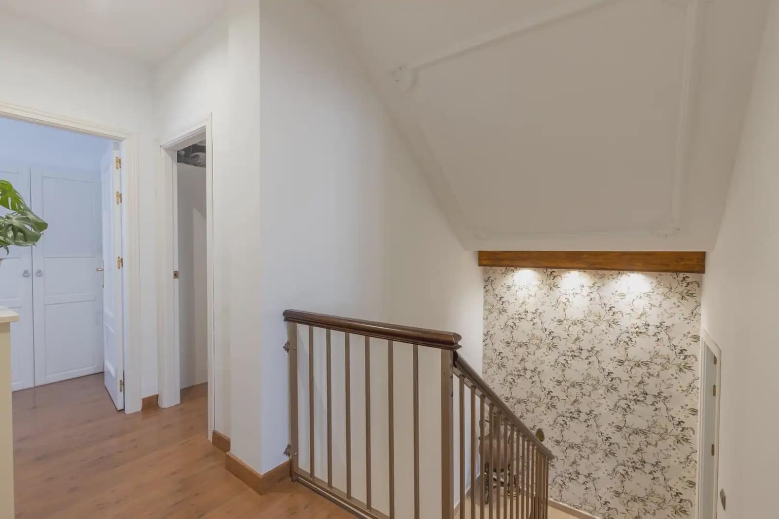 Townhouse for sale in Chauchina with garage - € 285,900 (Ref: 9837594)