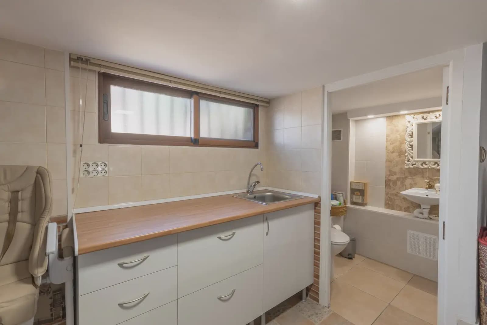 Townhouse for sale in Chauchina with garage - € 285,900 (Ref: 9837594)