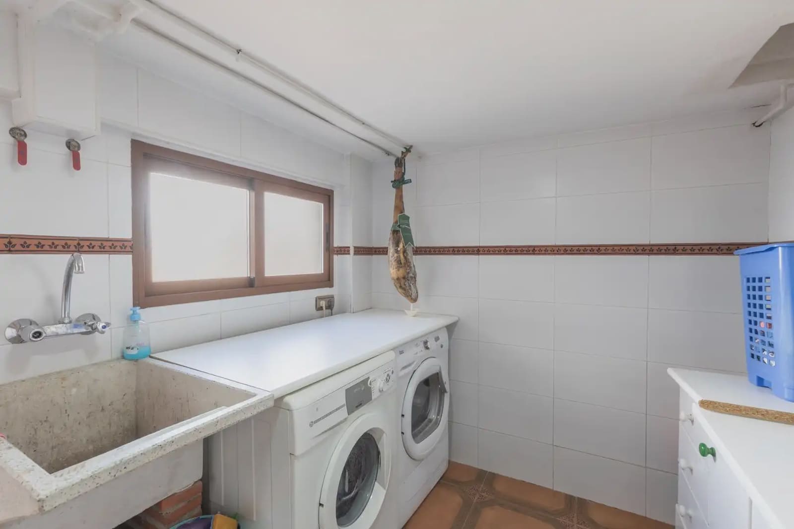 Townhouse for sale in Chauchina with garage - € 285,900 (Ref: 9837594)