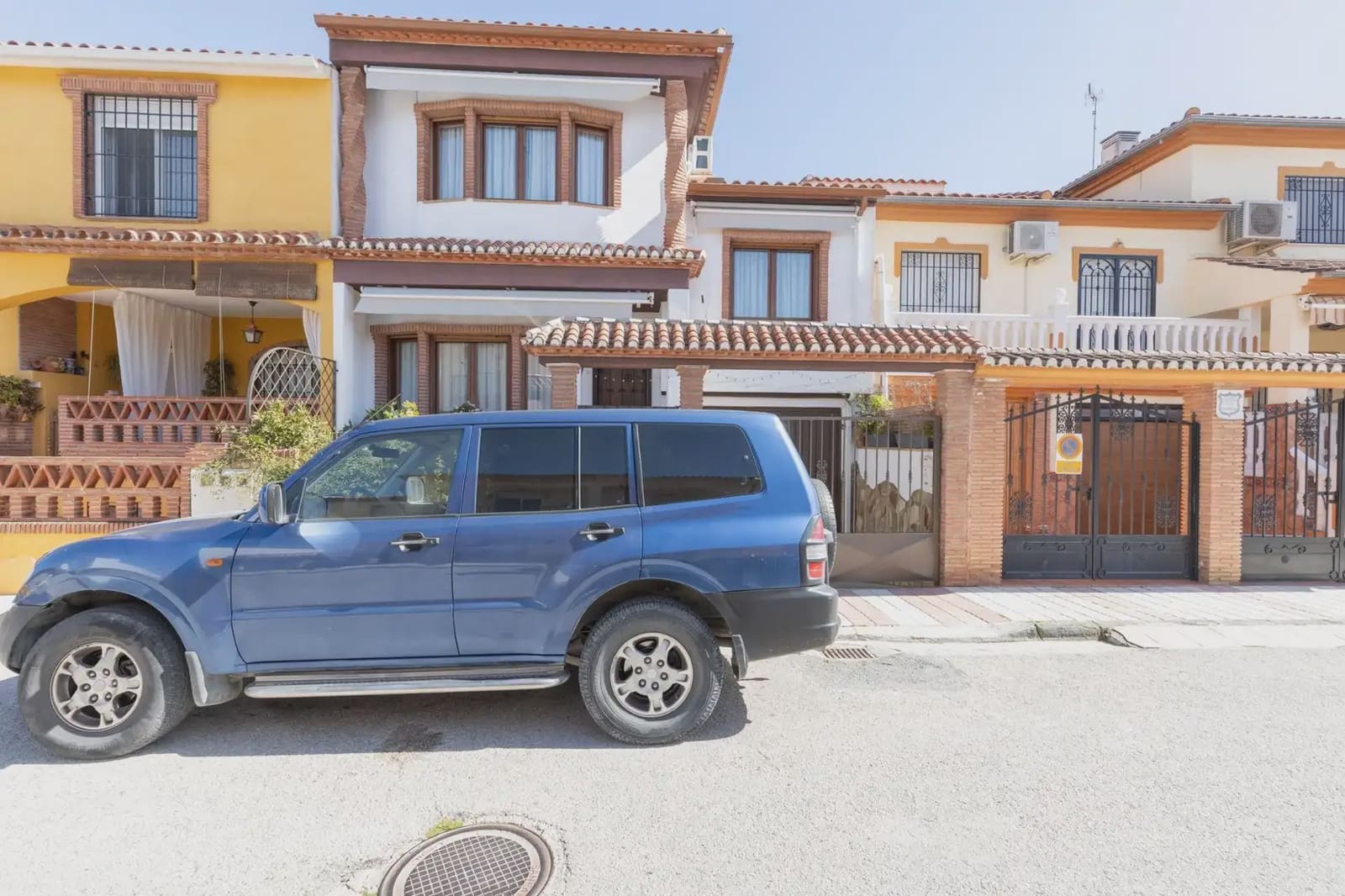 Townhouse for sale in Chauchina with garage - € 285,900 (Ref: 9837594)