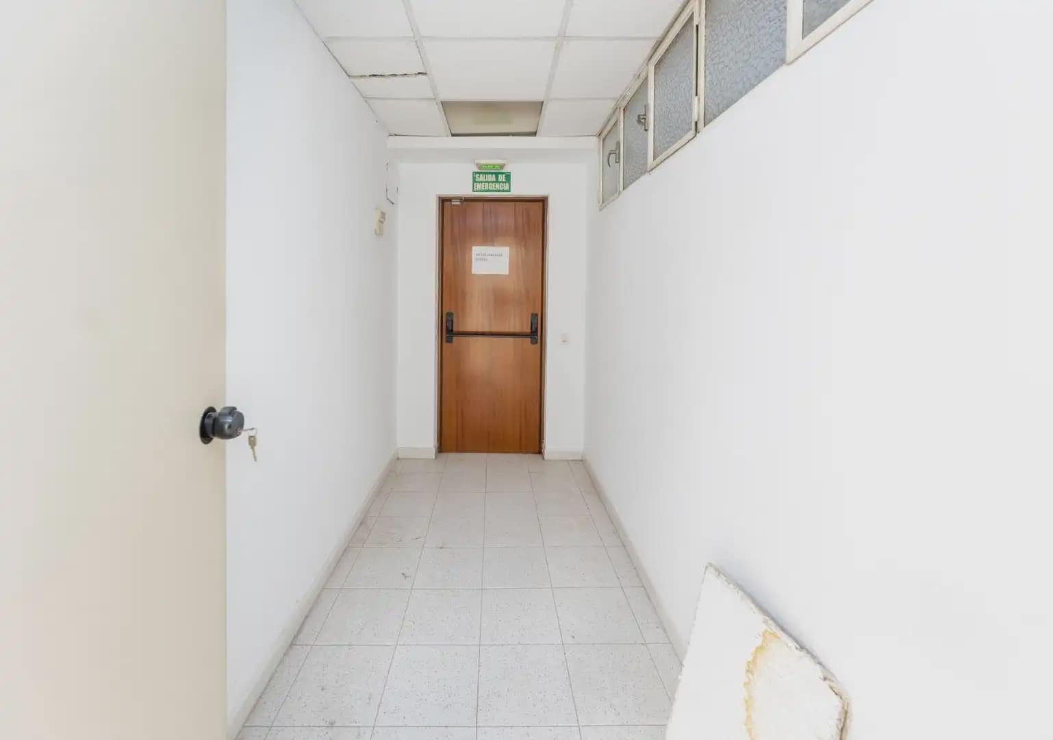 Gewerbe zu verkaufen in Granada Stadt - 980.000 € (Ref: 9837598)