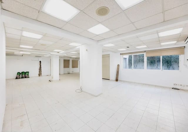 Erhverv til salg i Centro - Sagrario, Granada by - € 980.000 (Ref: 9837598)