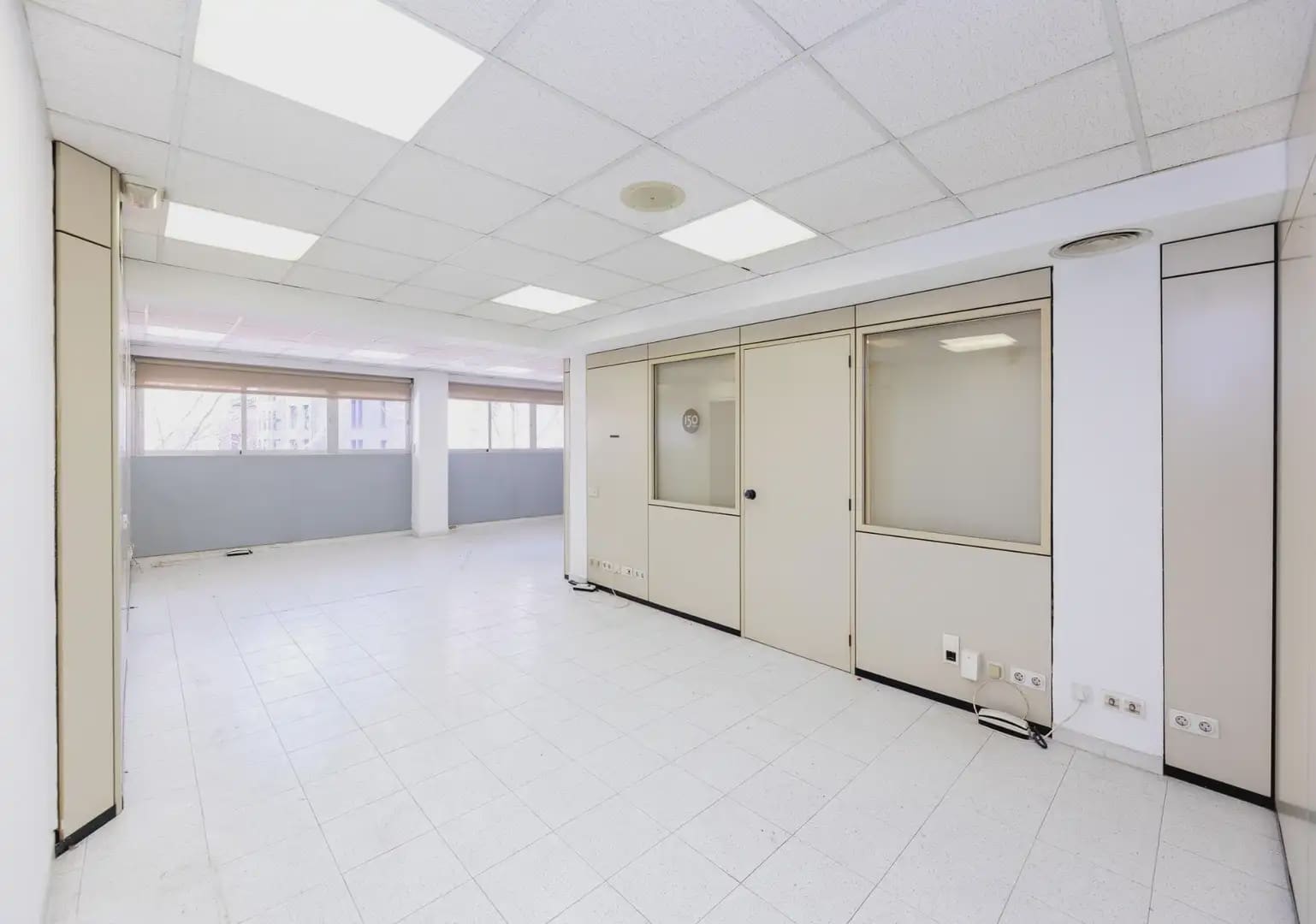 Gewerbe zu verkaufen in Granada Stadt - 980.000 € (Ref: 9837598)