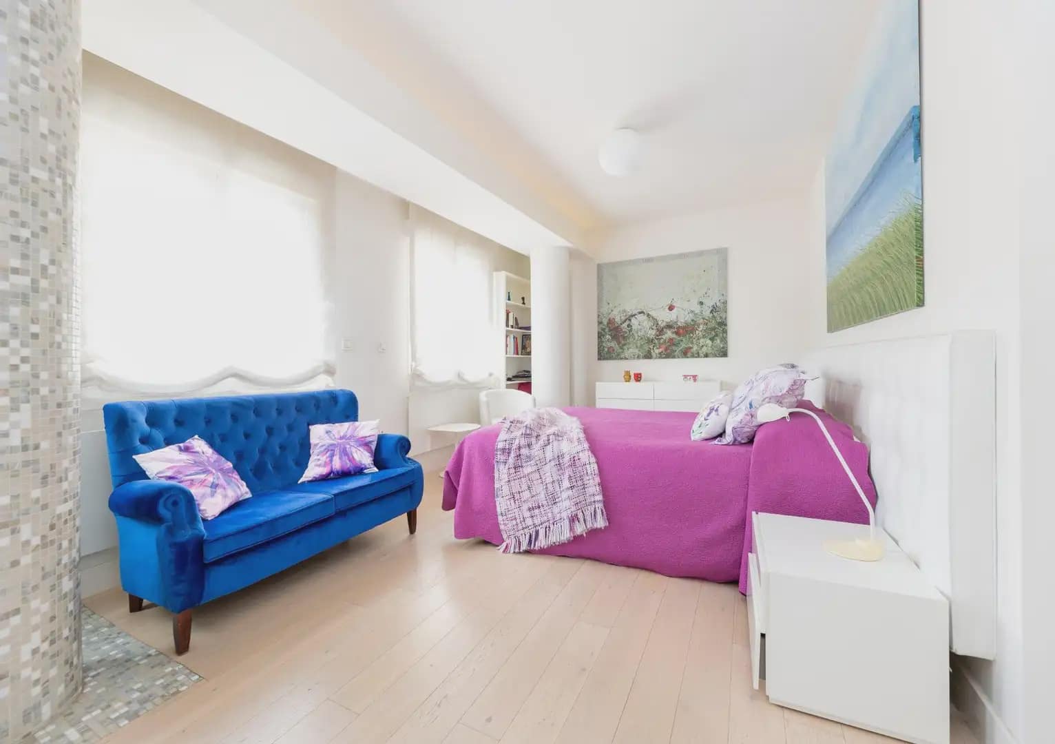 Flat for sale in Granada city - € 890,000 (Ref: 9837599)